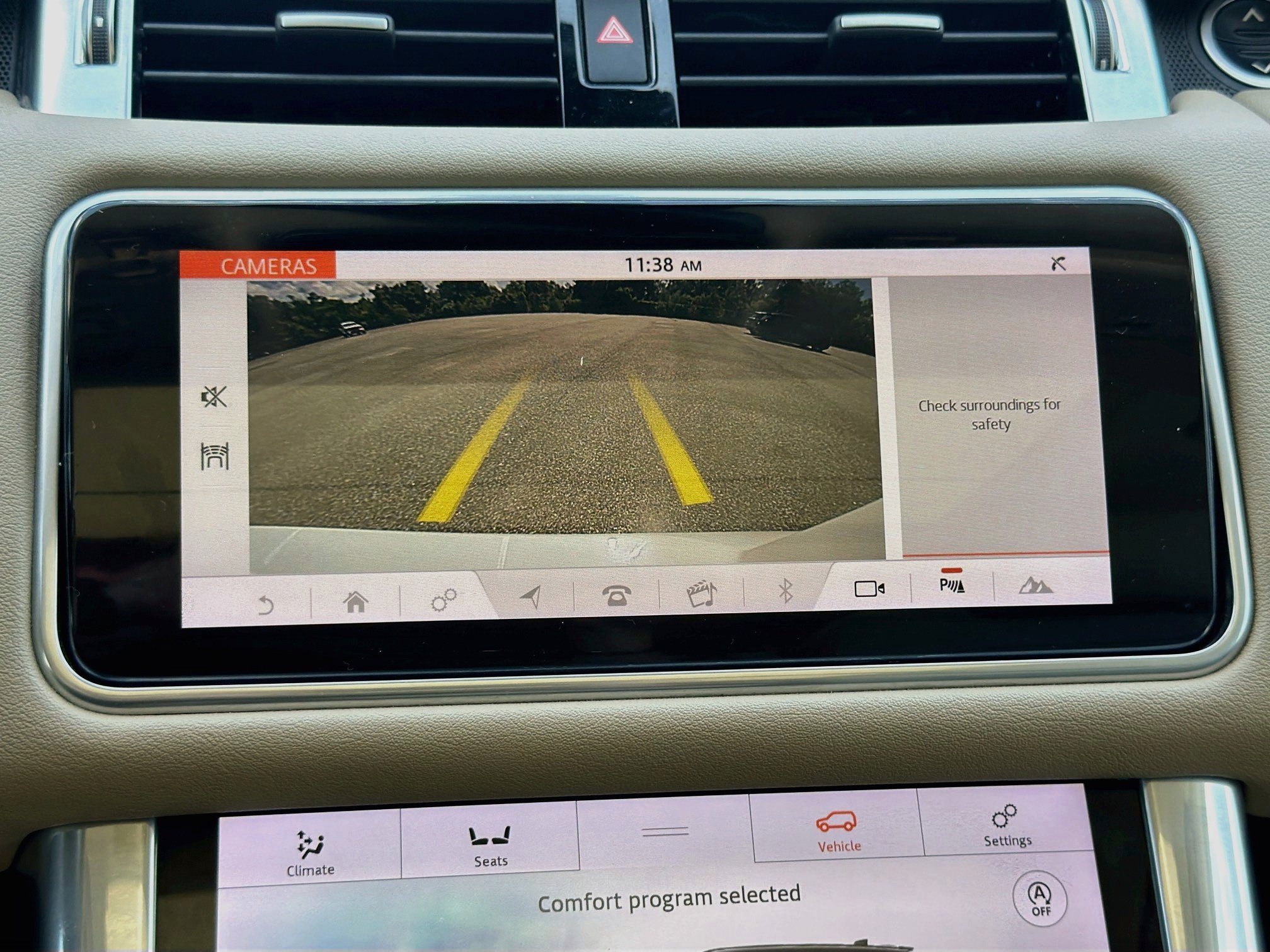 Used 2019 Land Rover Range Rover Sport HSE AWD/4WD image 32