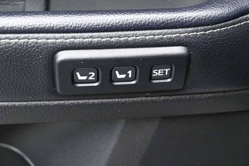 Certified 2024 Toyota 4Runner Limited AWD/4WD image 12