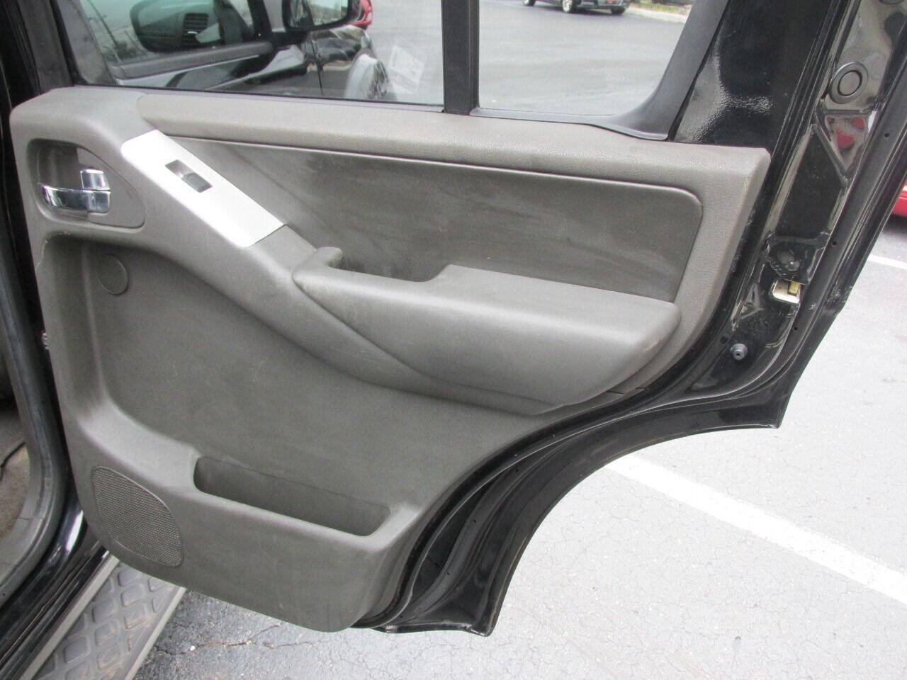 Used 2012 Nissan Pathfinder Silver w/ DVD Entertainment Pkg AWD/4WD image 43