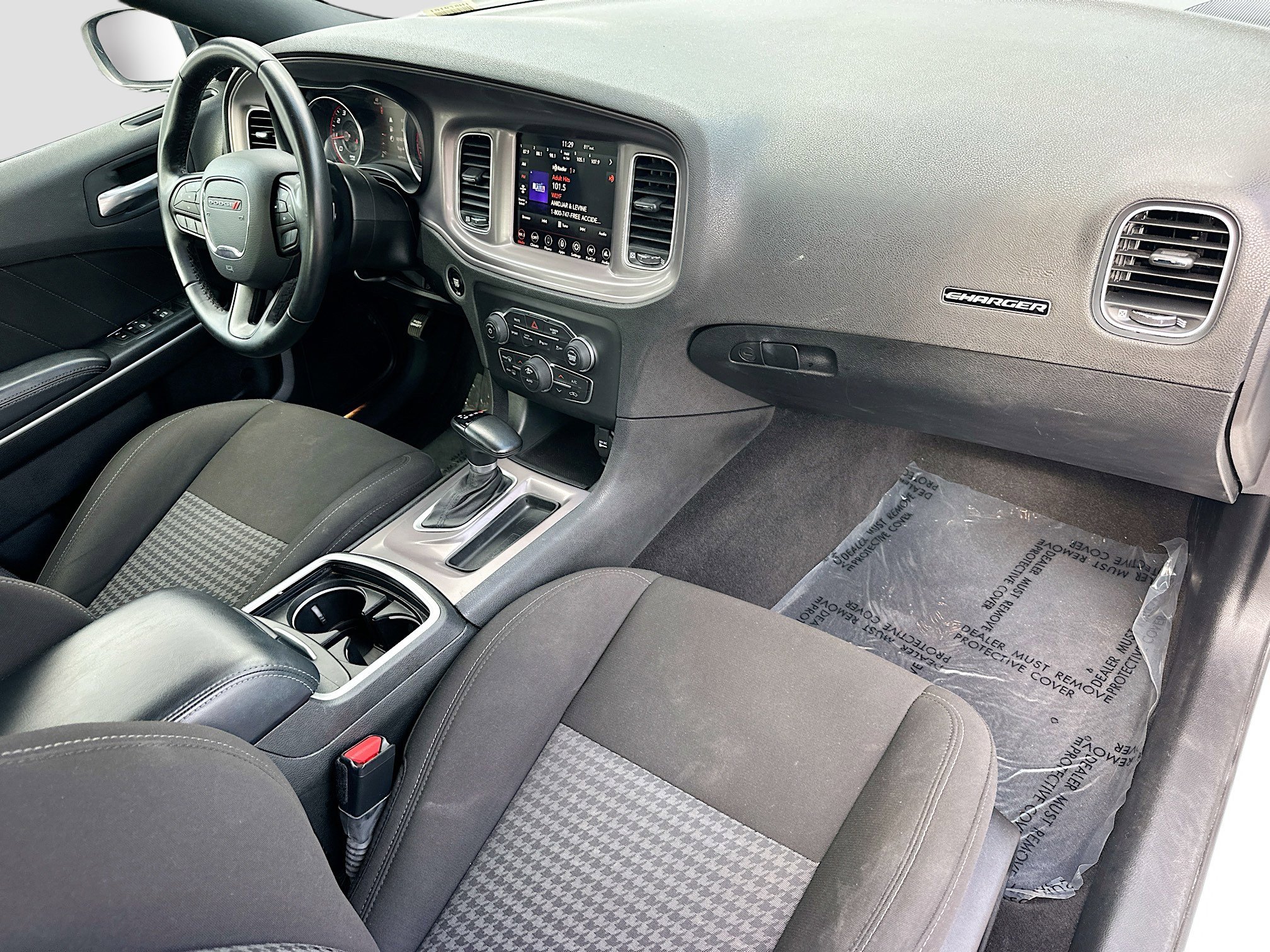 Used 2023 Dodge Charger GT image 33