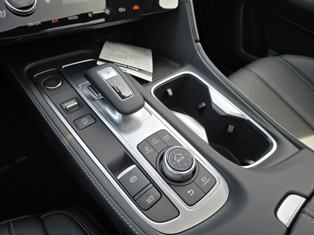 New 2025 INFINITI QX60 Luxe w/ Vision Package image 28