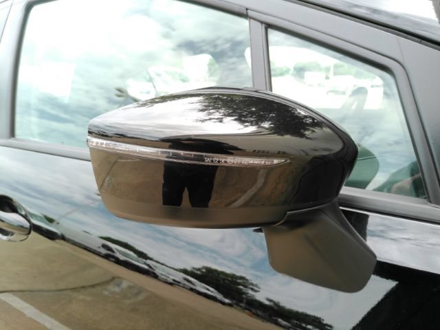Used 2024 Nissan Versa SR w/ Trunk Package FWD image 22