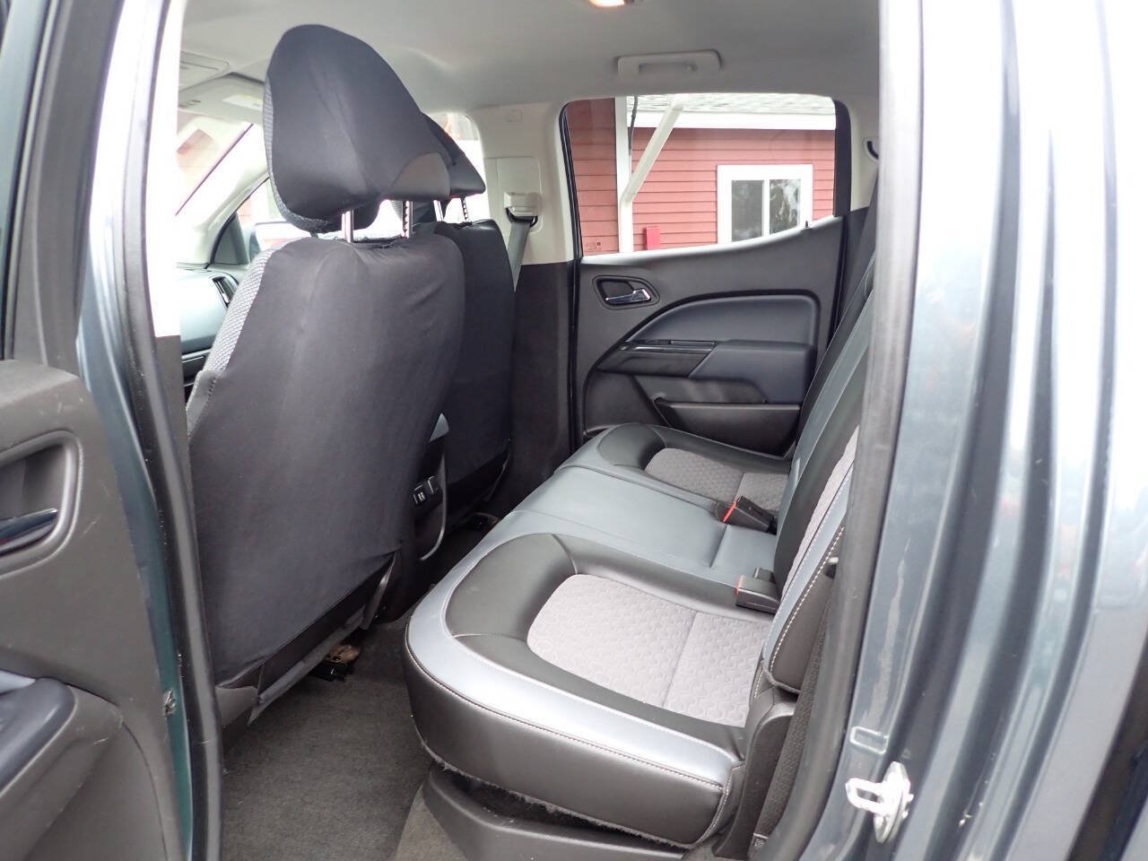 Used 2015 Chevrolet Colorado Z71 AWD/4WD image 9