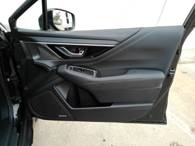 Used 2020 Subaru Outback Limited image 20