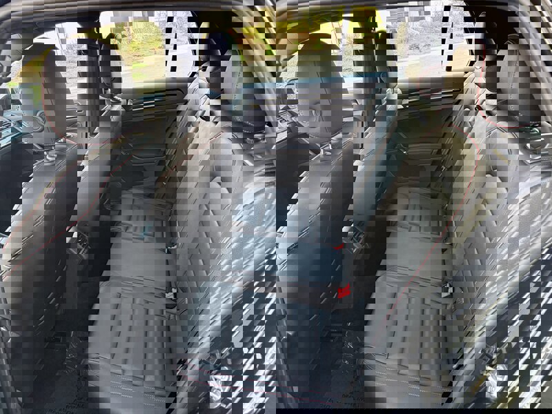 Used 2017 Volkswagen GTI SE image 27