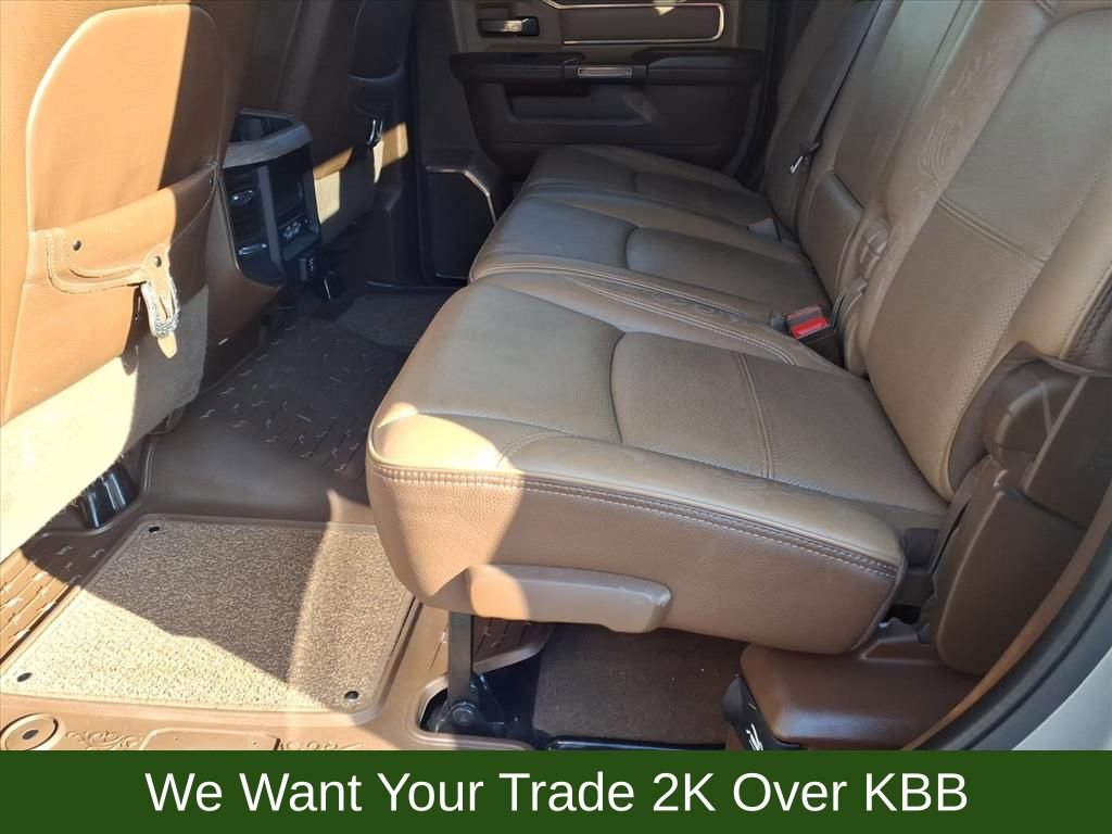 Used 2023 RAM 3500 Limited image 10