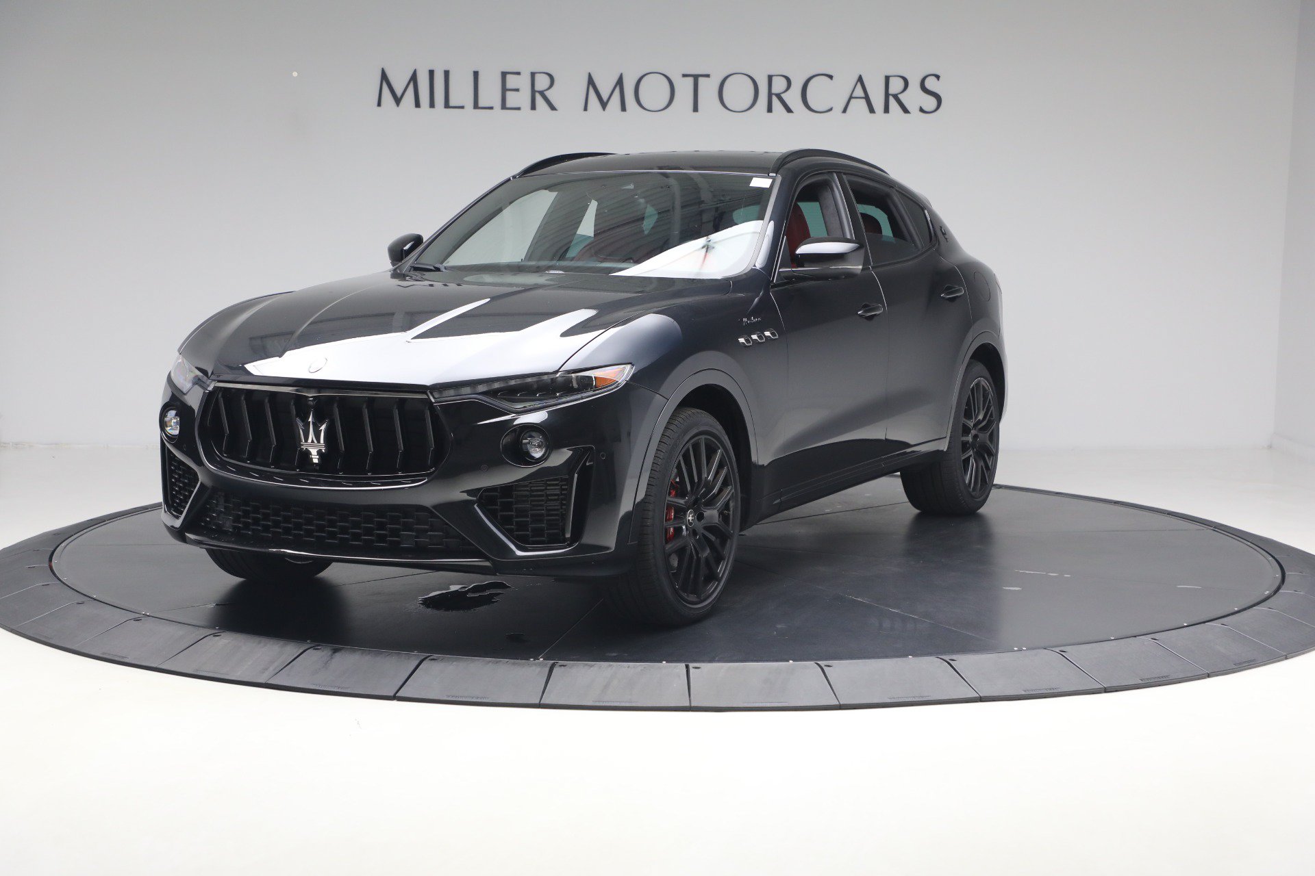 Certified 2022 Maserati Levante Modena AWD/4WD image 2