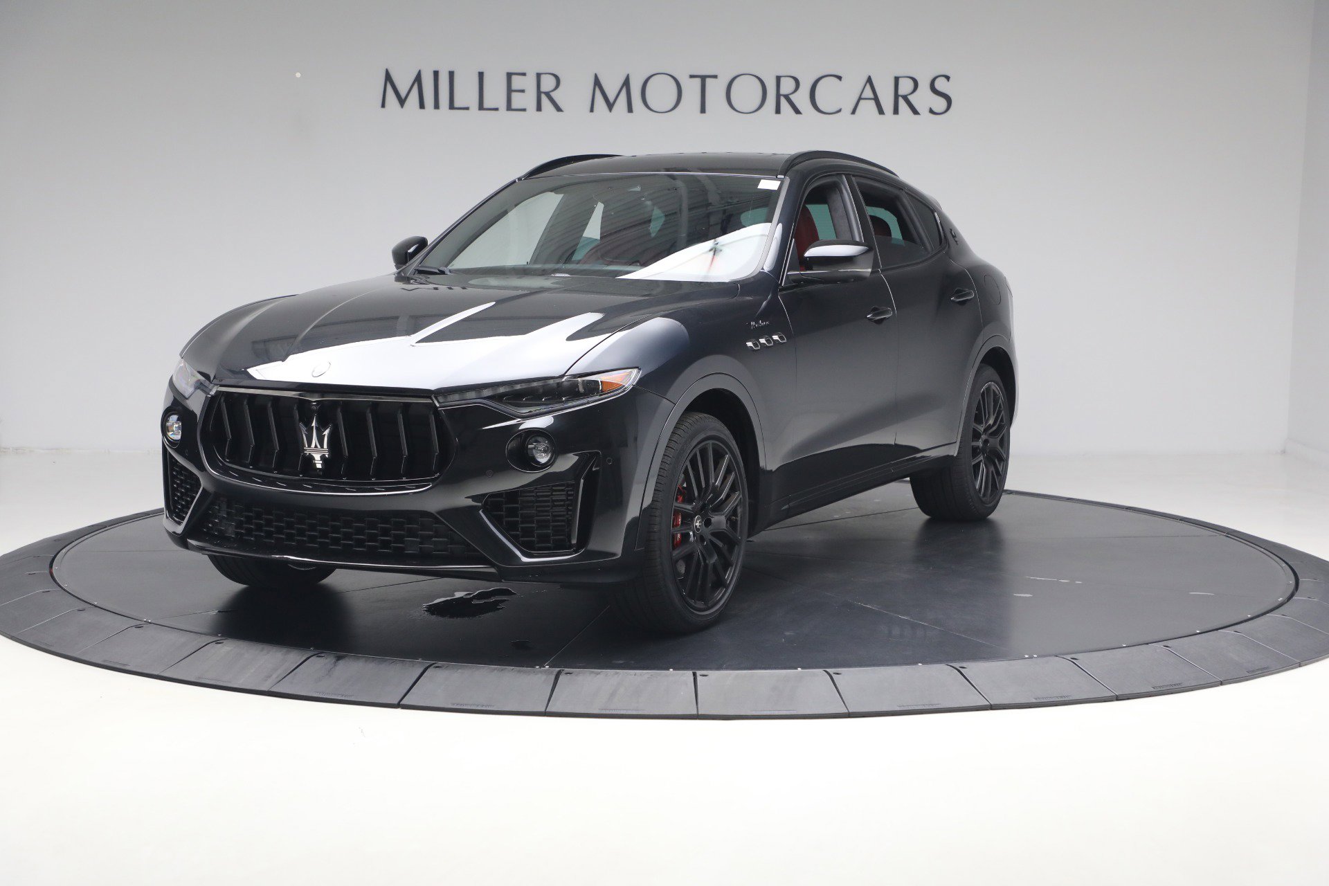 Certified 2022 Maserati Levante Modena AWD/4WD image 2