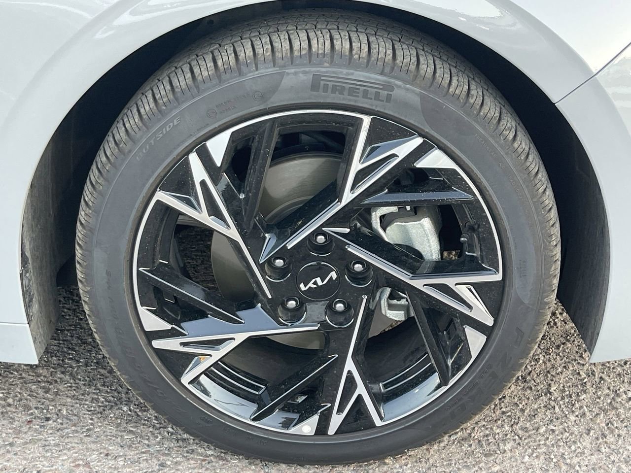 Certified 2025 Kia K5 GT-Line w/ GT-Line Premium Package image 9