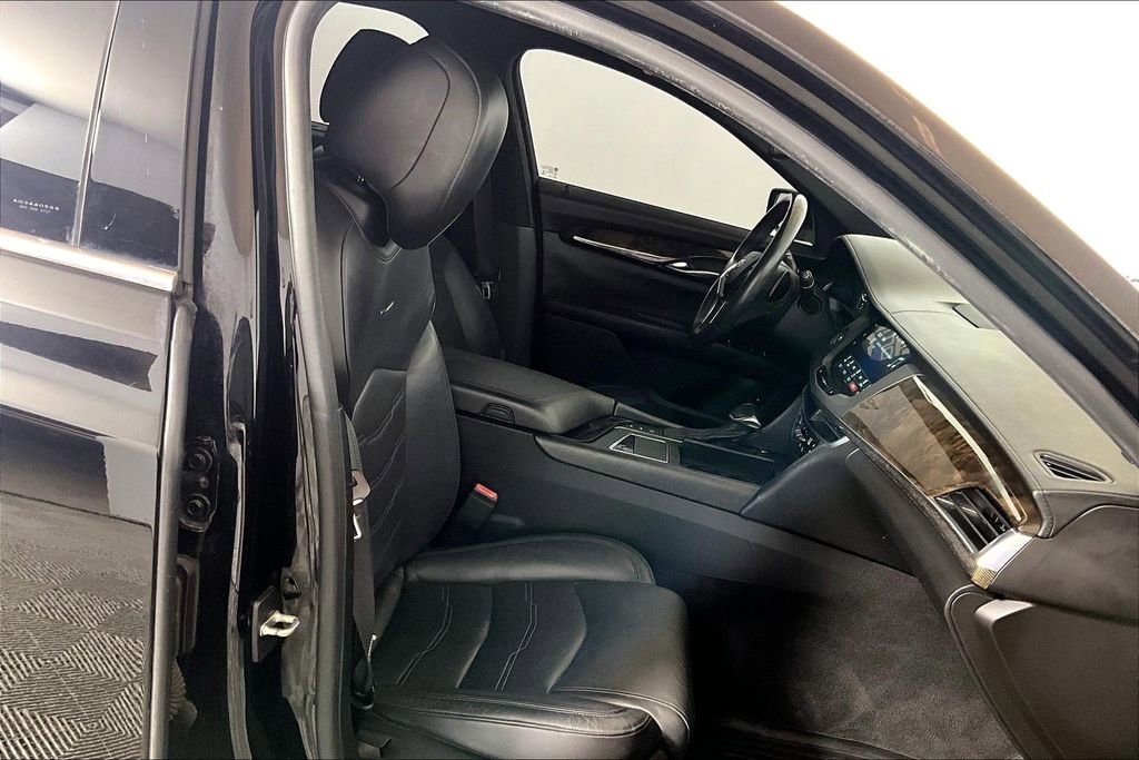 Used 2017 Cadillac CT6 Luxury AWD/4WD image 6