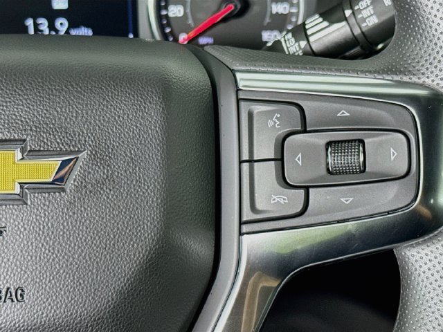 Used 2026 Chevrolet Blazer LT FWD image 12