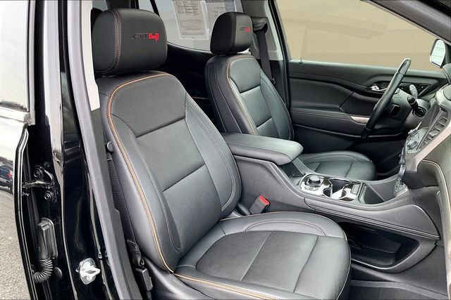 Used 2023 GMC Acadia AT4 w/ Technology Package image 7