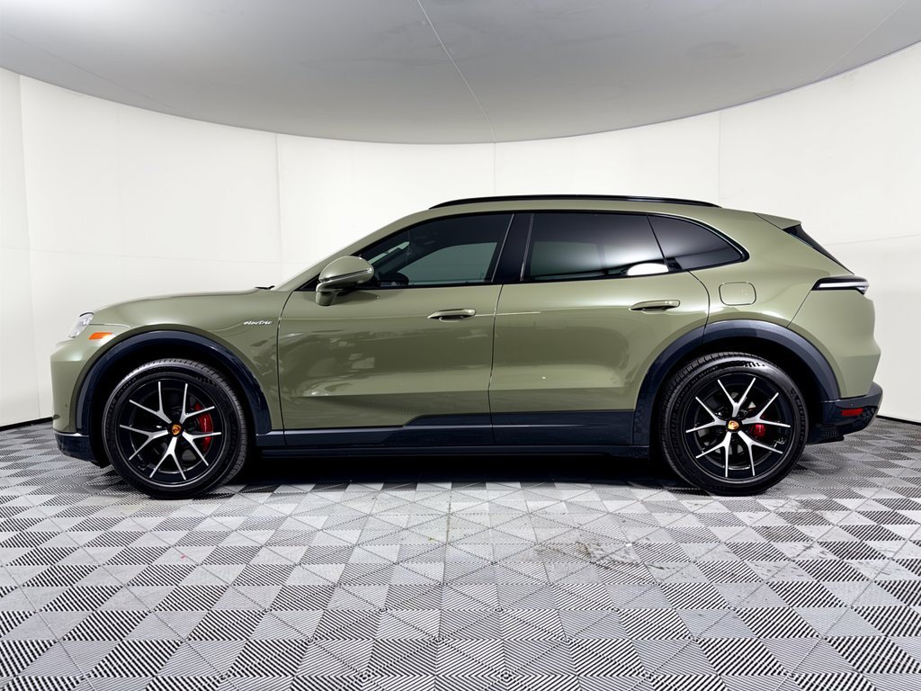 New 2026 Porsche Cayenne S AWD/4WD image 2