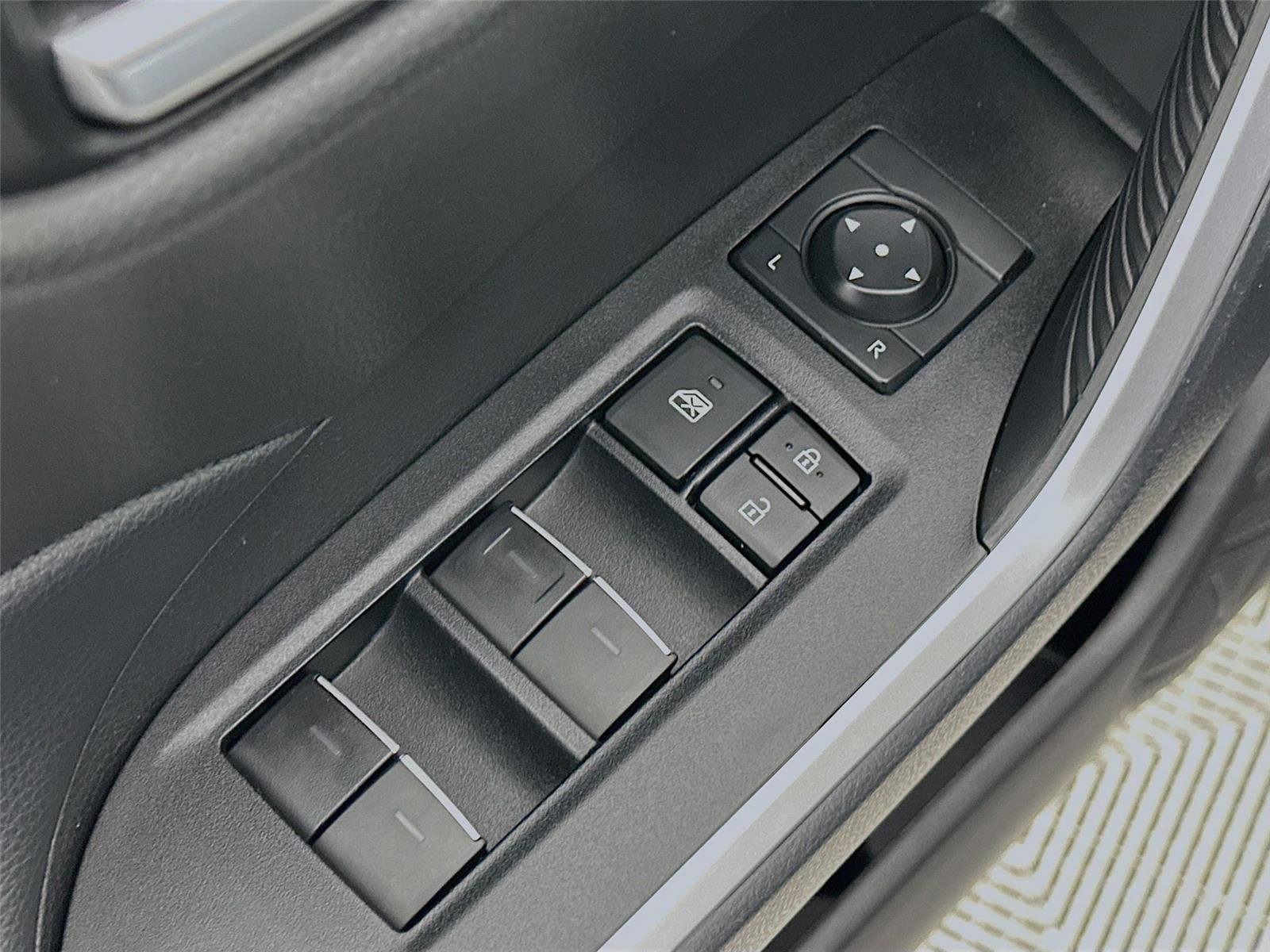 Certified 2025 Toyota RAV4 XLE image 18