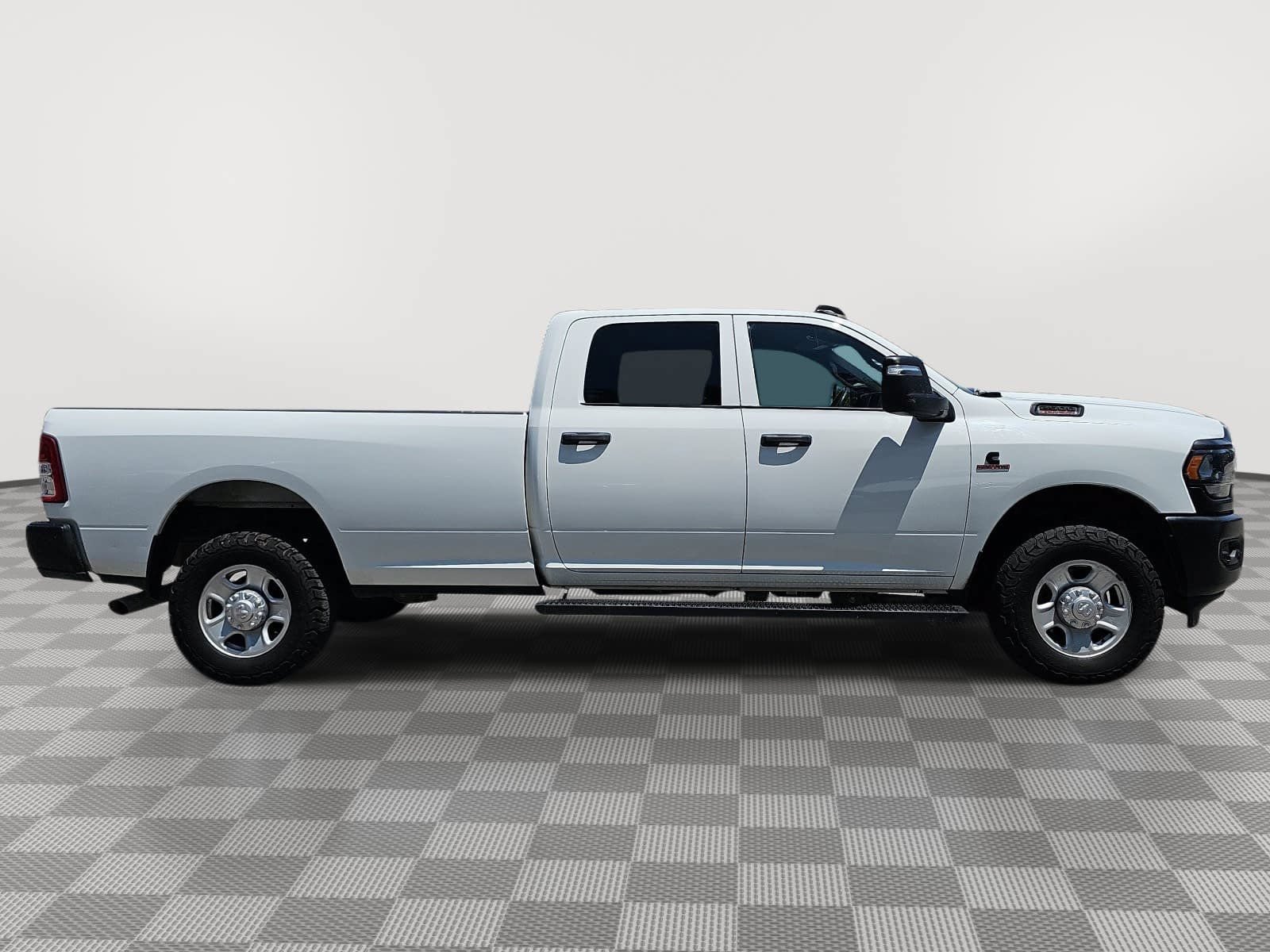 Used 2023 RAM 2500 Tradesman w/ Special Service Vehicle Group AWD/4WD image 9