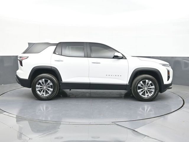 New 2026 Chevrolet Equinox LT FWD image 16