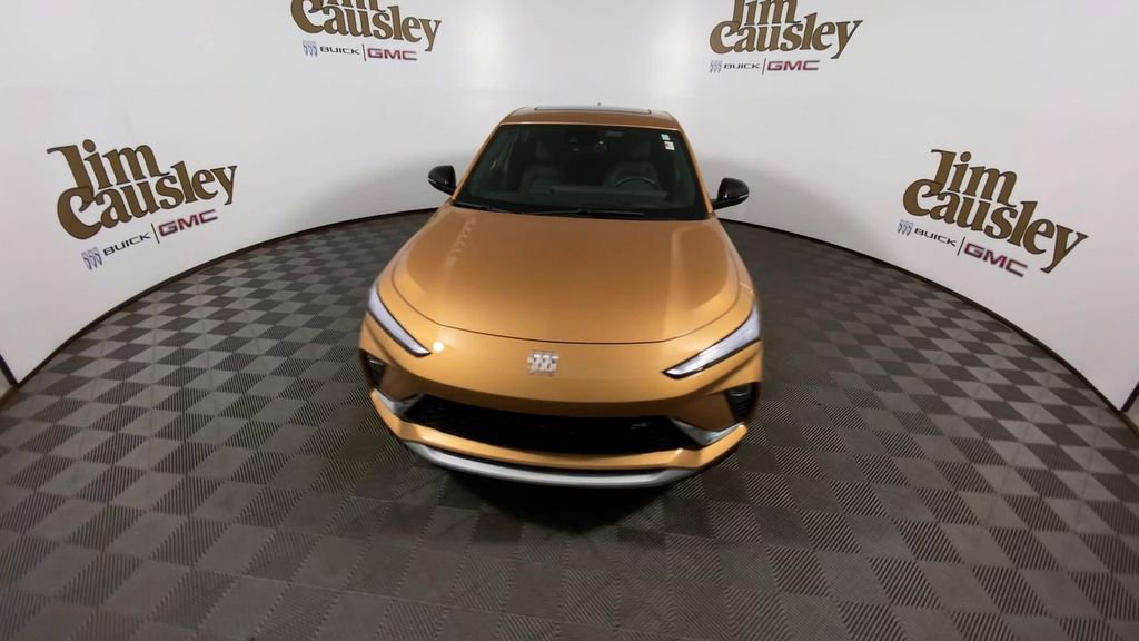 Certified 2024 Buick Envista Sport Touring w/ Convenience I Package image 3