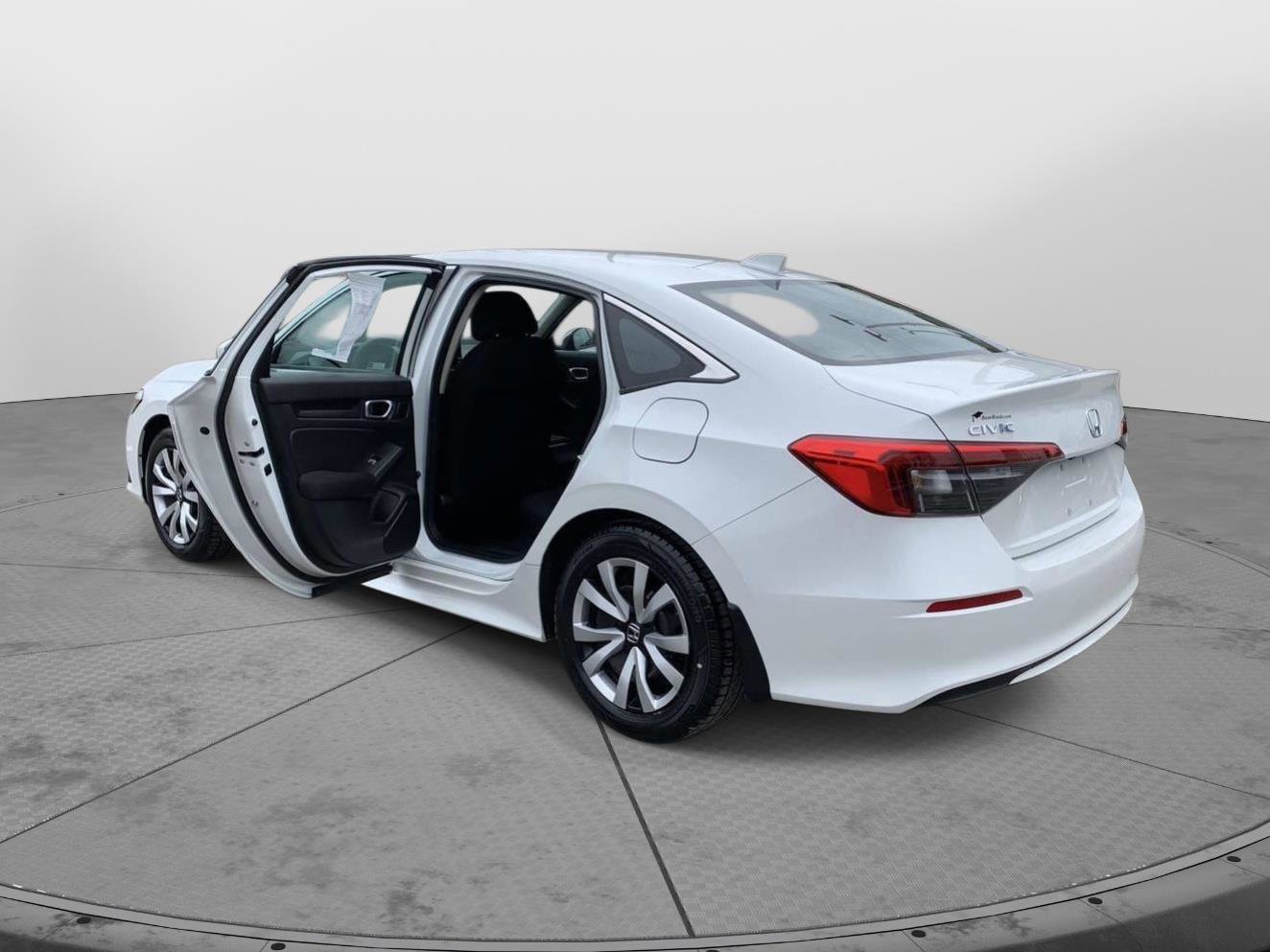 Used 2023 Honda Civic LX image 36