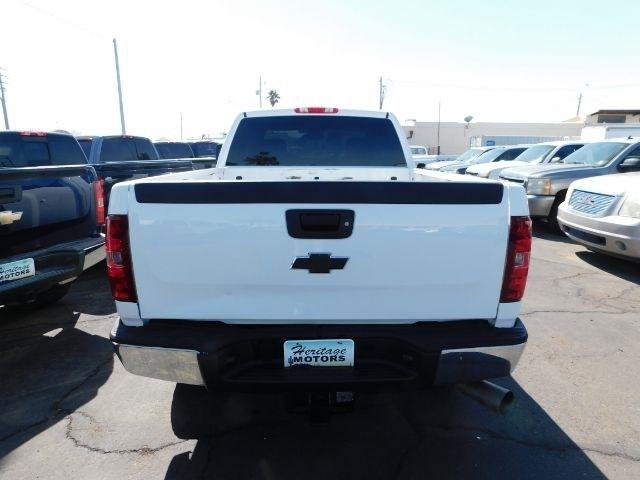 Used 2011 Chevrolet Silverado 2500 LT w/ Interior Plus Package AWD/4WD image 5