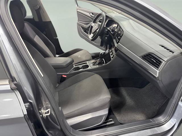 Used 2019 Volkswagen Jetta FWD image 19