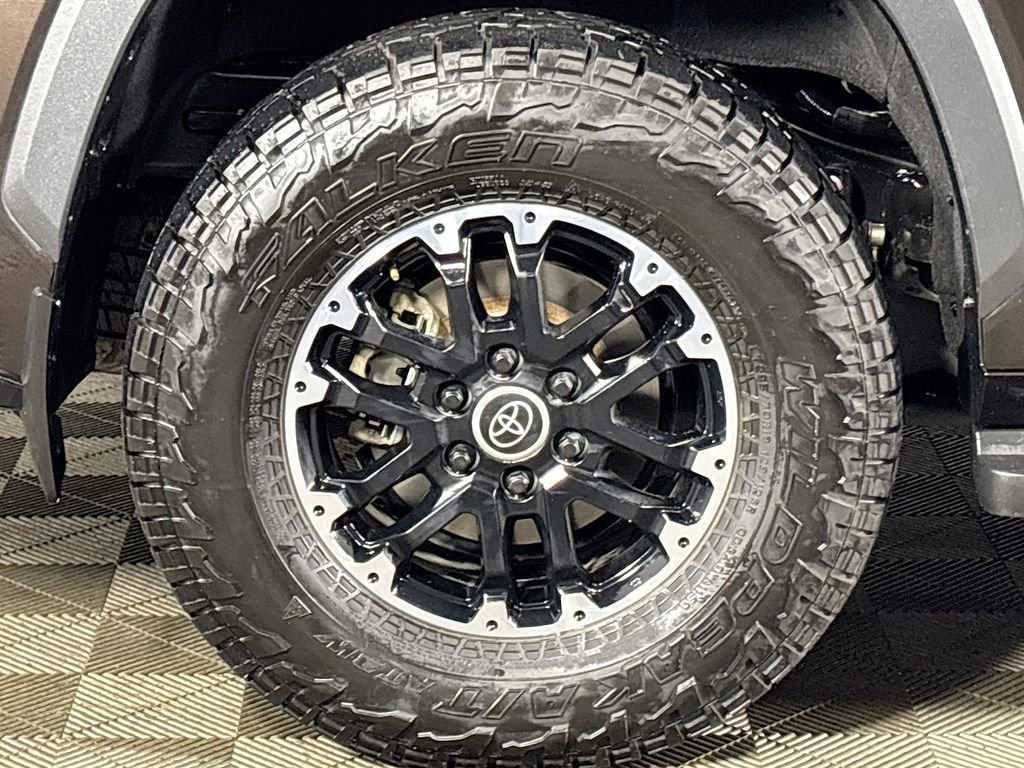 Used 2023 Toyota Sequoia Limited image 23