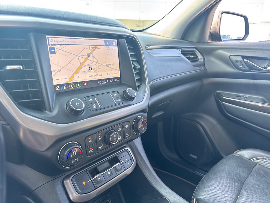 Used 2021 GMC Acadia AT4 w/ Technology Package AWD/4WD image 25