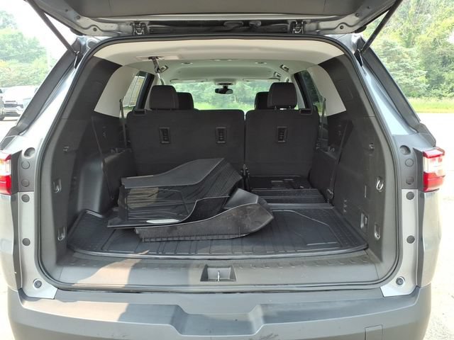 Used 2019 Chevrolet Traverse LS w/ LPO, Floor Liner Package FWD image 8