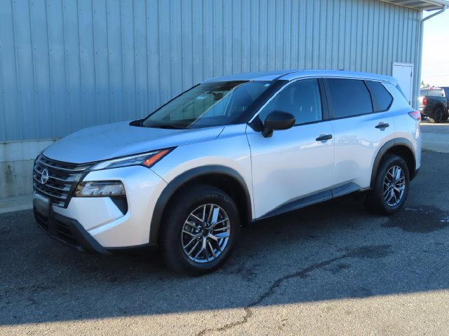 Used 2024 Nissan Rogue S AWD/4WD image 7