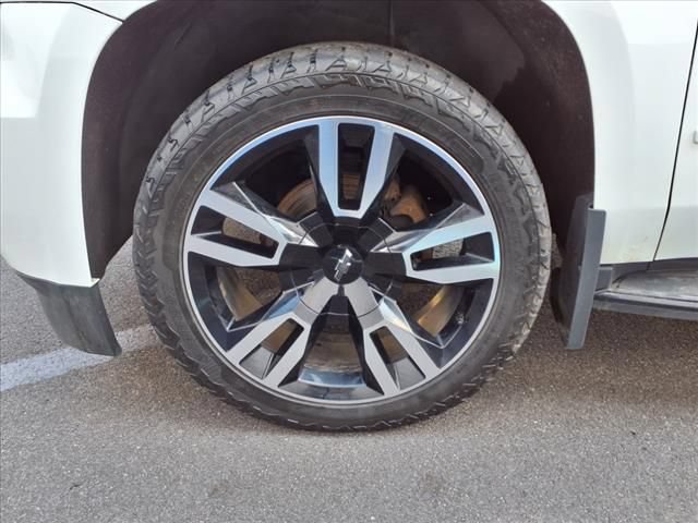 Used 2018 Chevrolet Tahoe Premier AWD/4WD image 7
