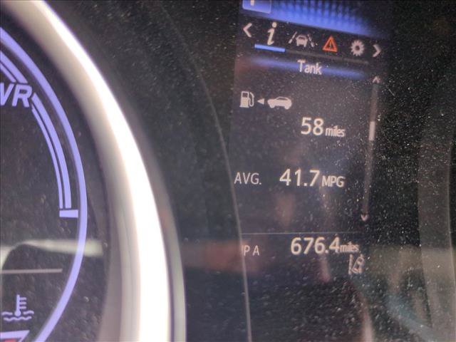 Used 2018 Toyota Camry SE FWD image 12