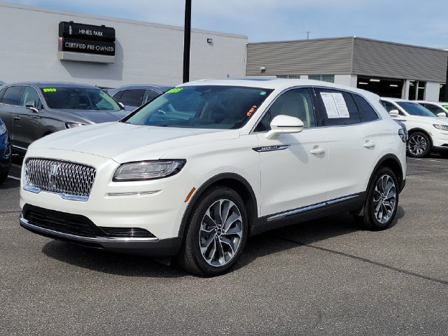 Certified 2023 Lincoln Nautilus Reserve FWD image 2