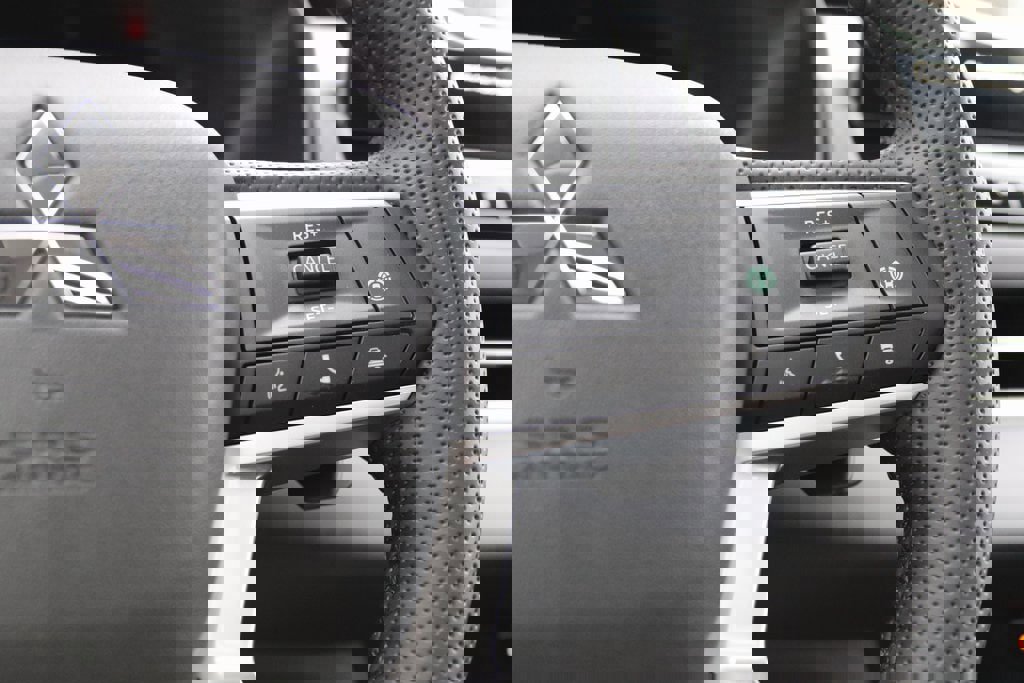 New 2026 Mitsubishi Outlander Trail Edition image 7