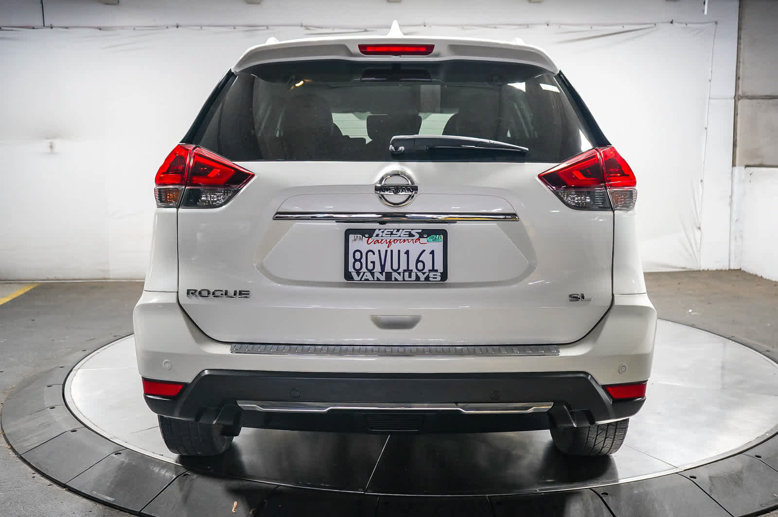 Used 2019 Nissan Rogue SL w/ Premium Package FWD image 5