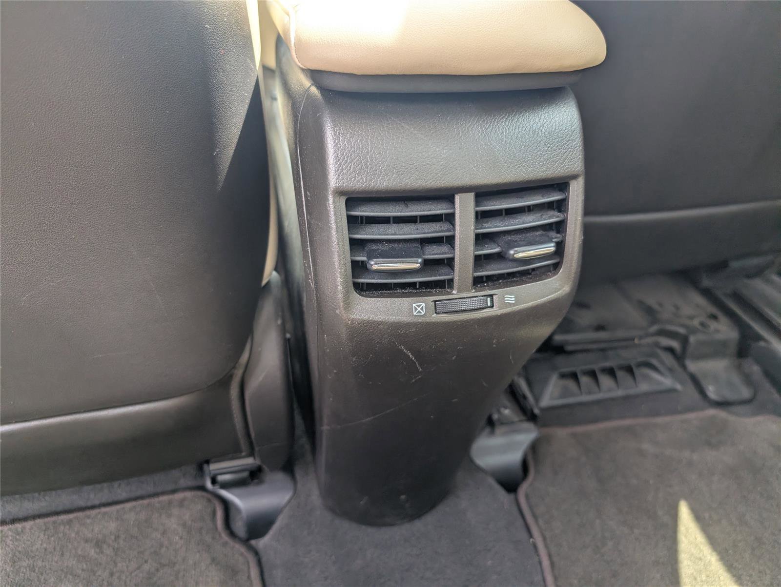 Used 2010 Lexus HS 250h FWD image 25