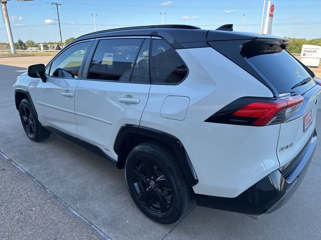 Used 2020 Toyota RAV4 XSE image 5