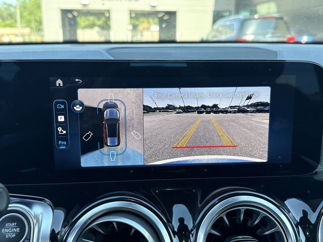 New 2025 Mercedes-Benz GLB 250 image 6