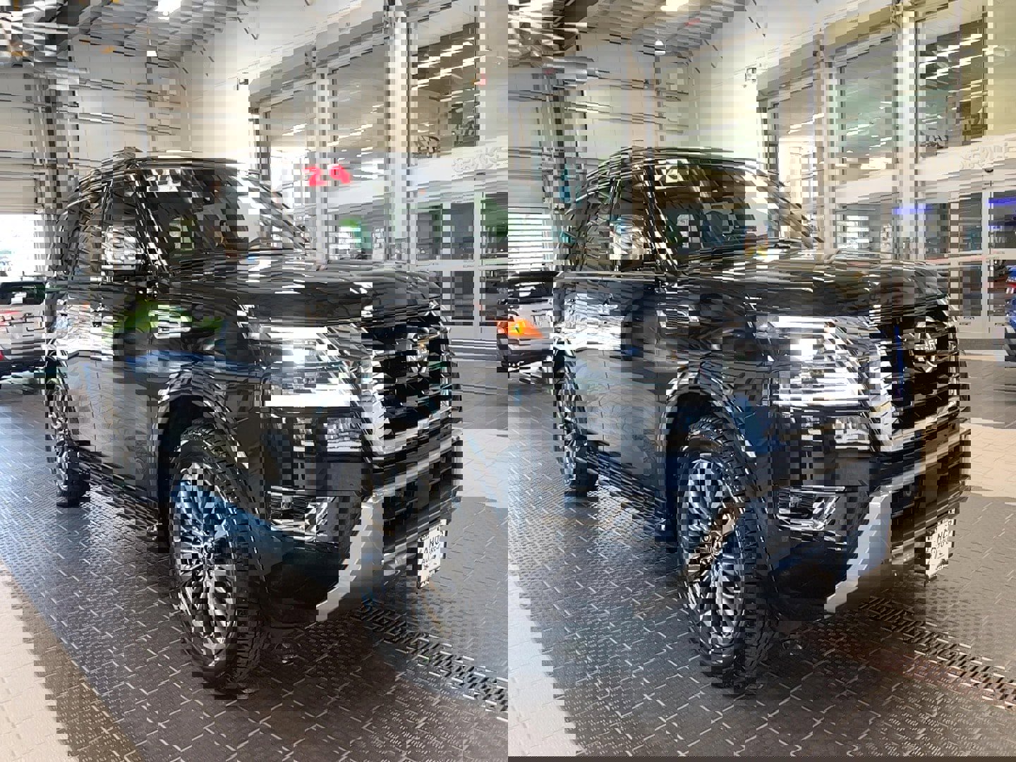 Used 2024 Nissan Armada Platinum w/ Captain's Chairs Package image 1