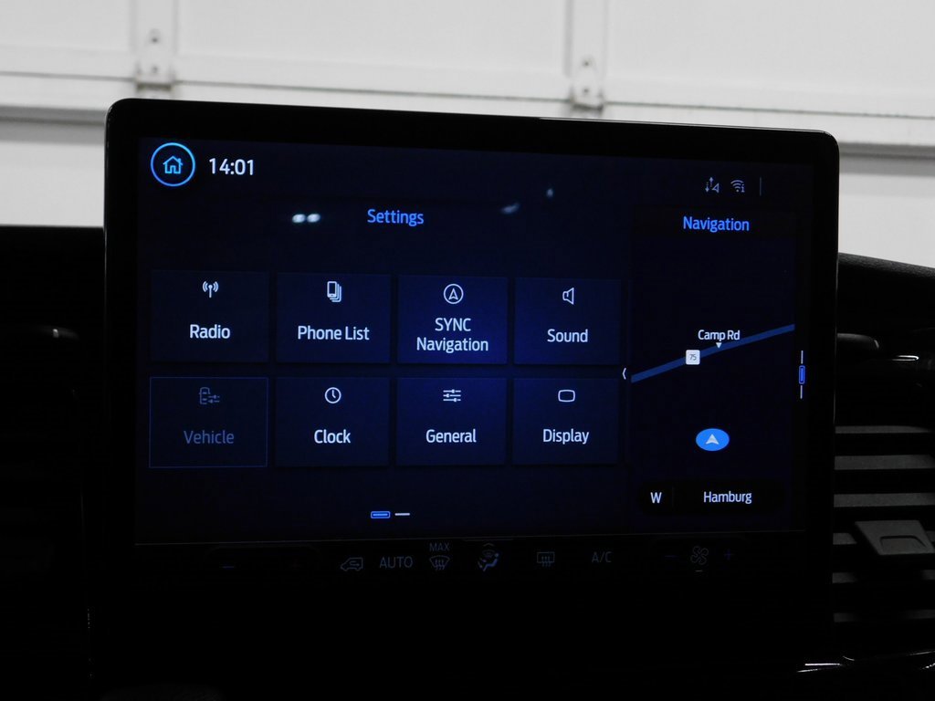 Used 2023 Ford Transit 350 XLT image 80