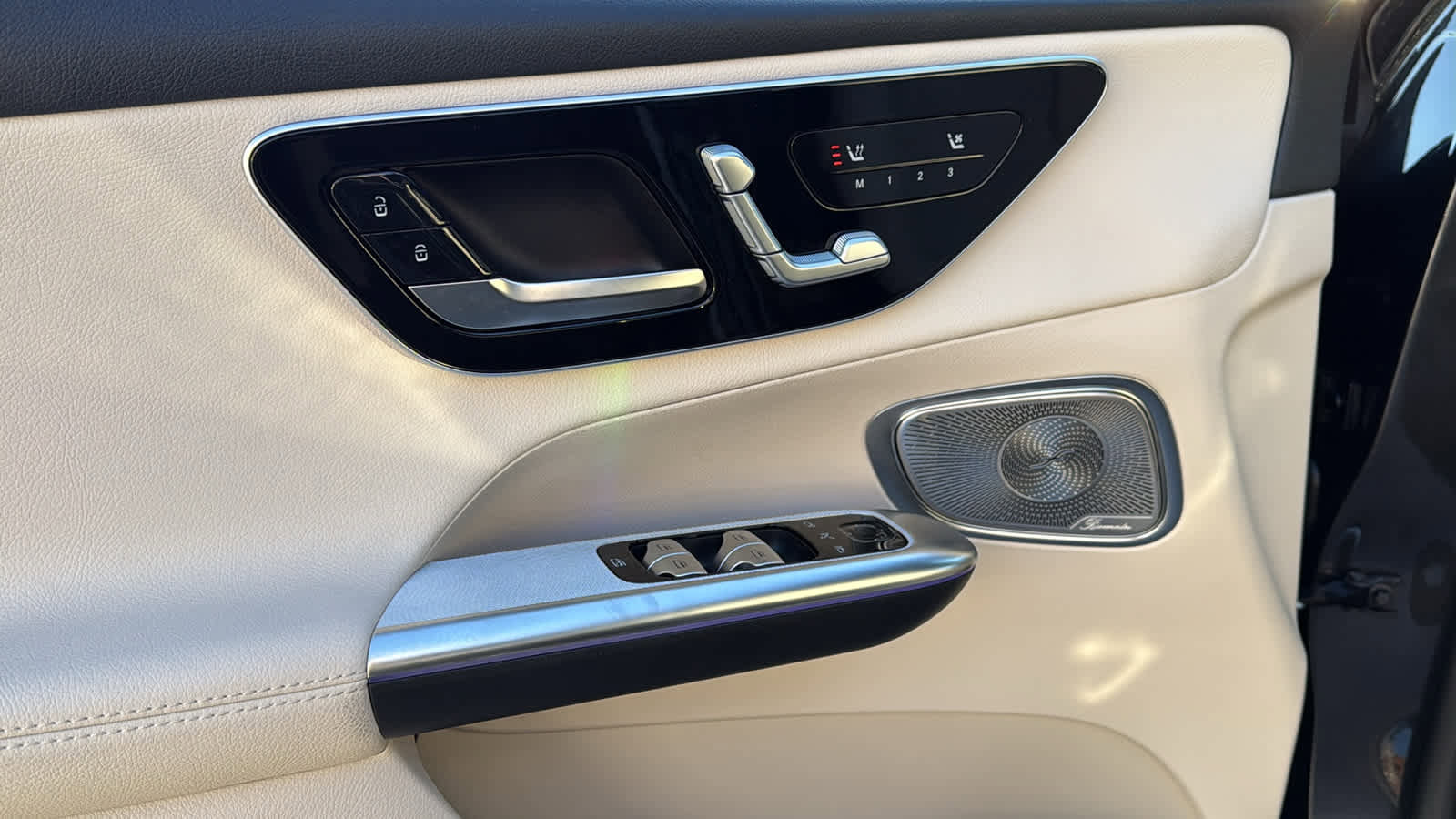 New 2026 Mercedes-Benz GLC 300 4MATIC image 16