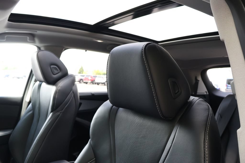 Used 2025 Acura MDX FWD w/ Technology Package image 38