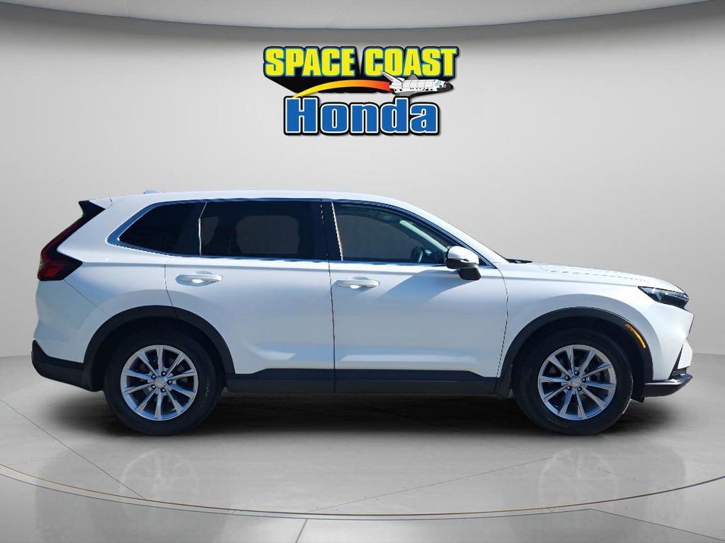 Used 2023 Honda CR-V EX image 3