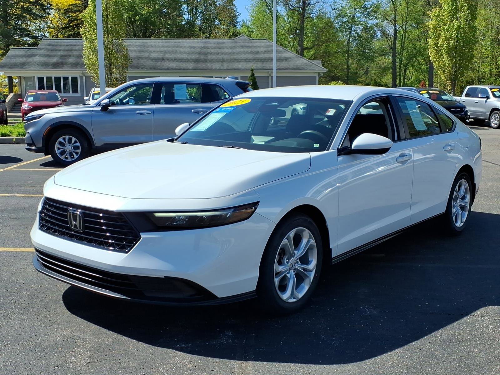 Certified 2023 Honda Accord LX image 3
