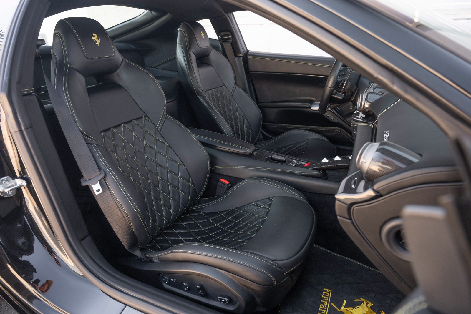 Used 2013 Ferrari F12 Berlinetta RWD image 58