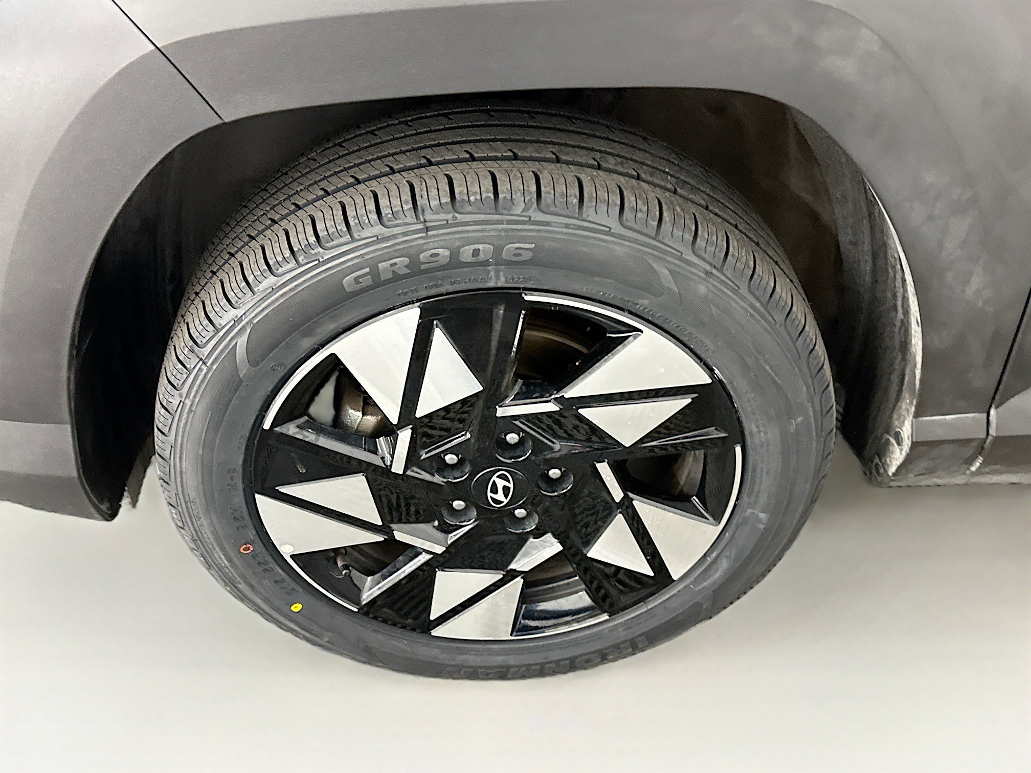 Used 2025 Hyundai Kona SEL image 11