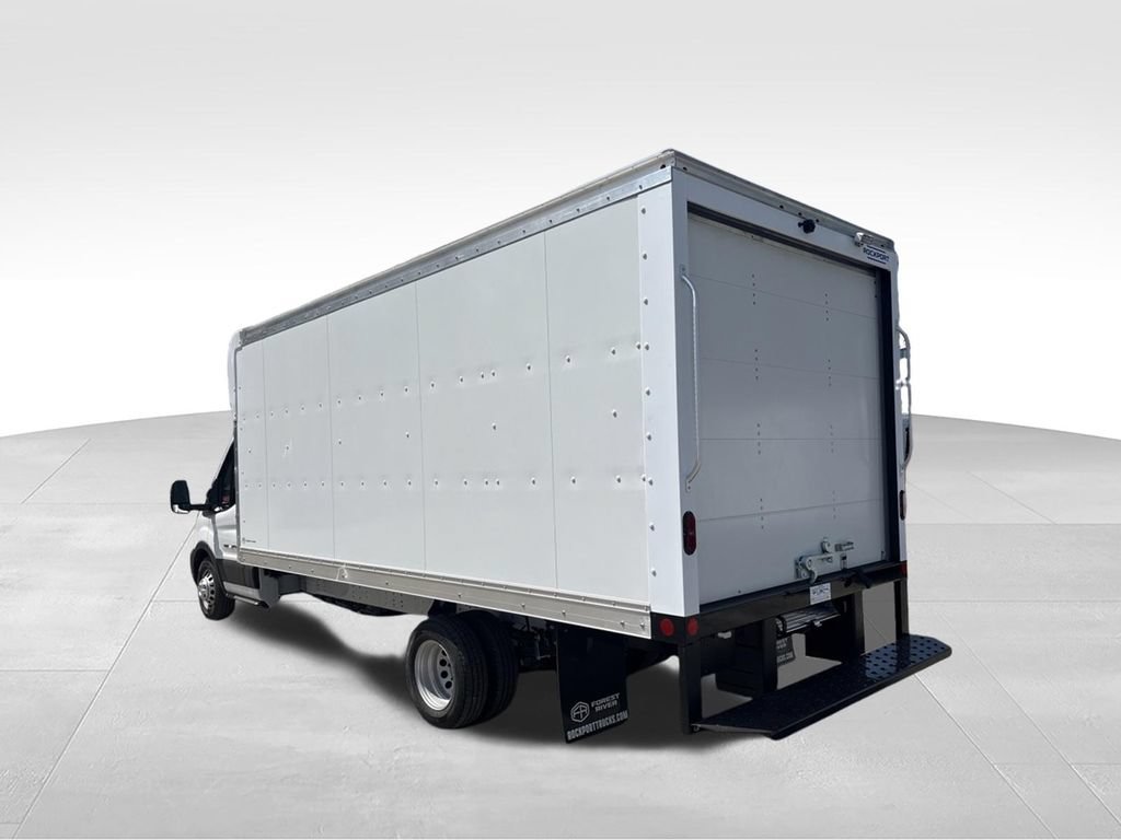 New 2026 Ford Transit 350 Low Roof DRW w/ Exterior Upgrade Package RWD image 3