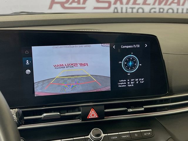 Used 2025 Hyundai Elantra SEL FWD image 19