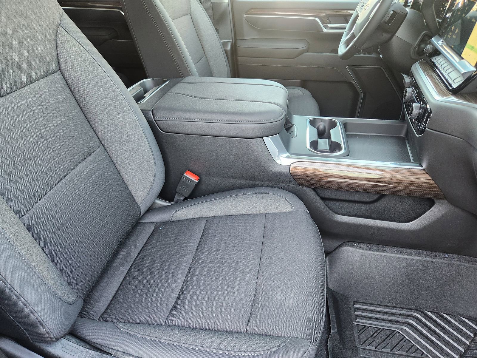 New 2026 Chevrolet Silverado 2500 LT w/ Trail Boss Package image 16