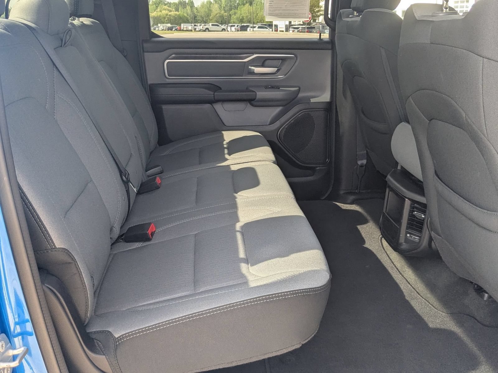 Used 2022 RAM 1500 Big Horn AWD/4WD image 33