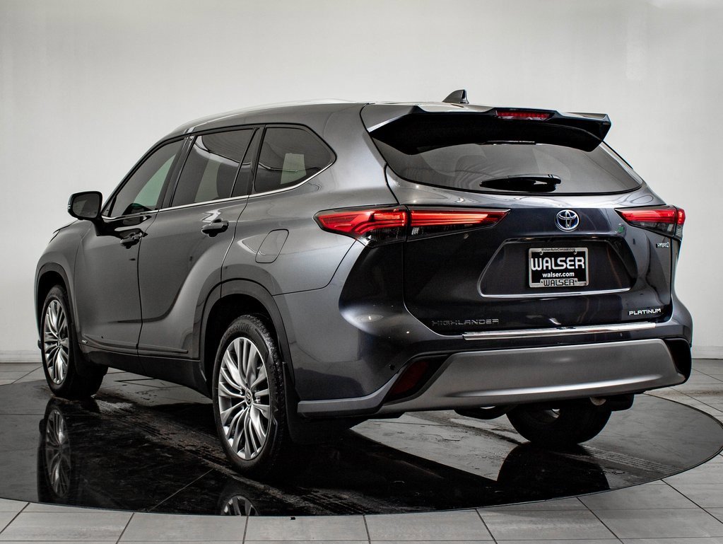 Used 2023 Toyota Highlander Platinum image 6