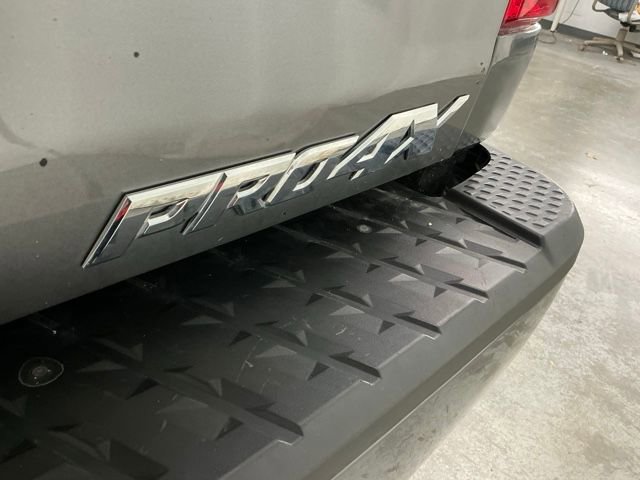 Used 2018 Nissan Titan PRO-4X image 8